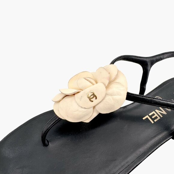 Chanel Camellia Flower CC Sandals Size 37.5C US 6.5-7 Black Leather Flat T-Strap - Picture 9 of 14